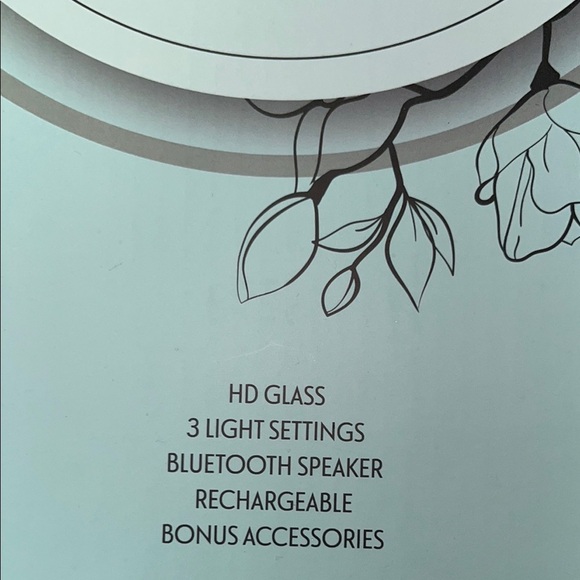 🆕 Peace & Clover HD Glass LED Makeup Mirror - Picture 12 of 13